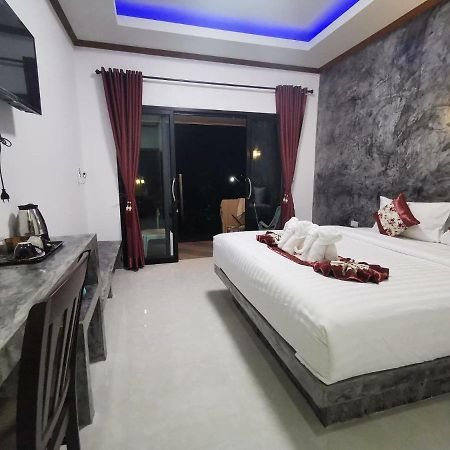 Laila​ Place Otel Ko Lanta Dış mekan fotoğraf