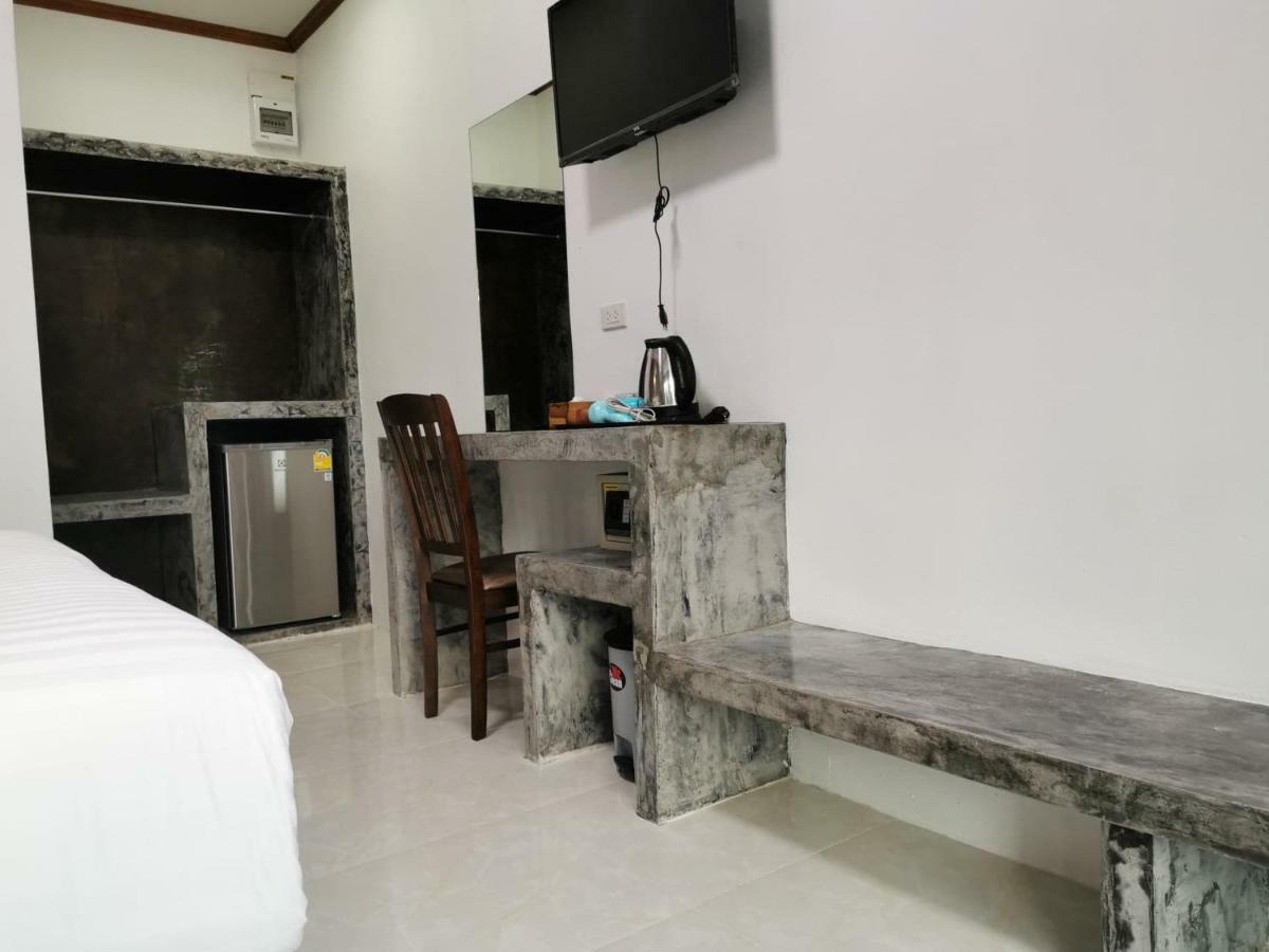 Laila​ Place Otel Ko Lanta Dış mekan fotoğraf