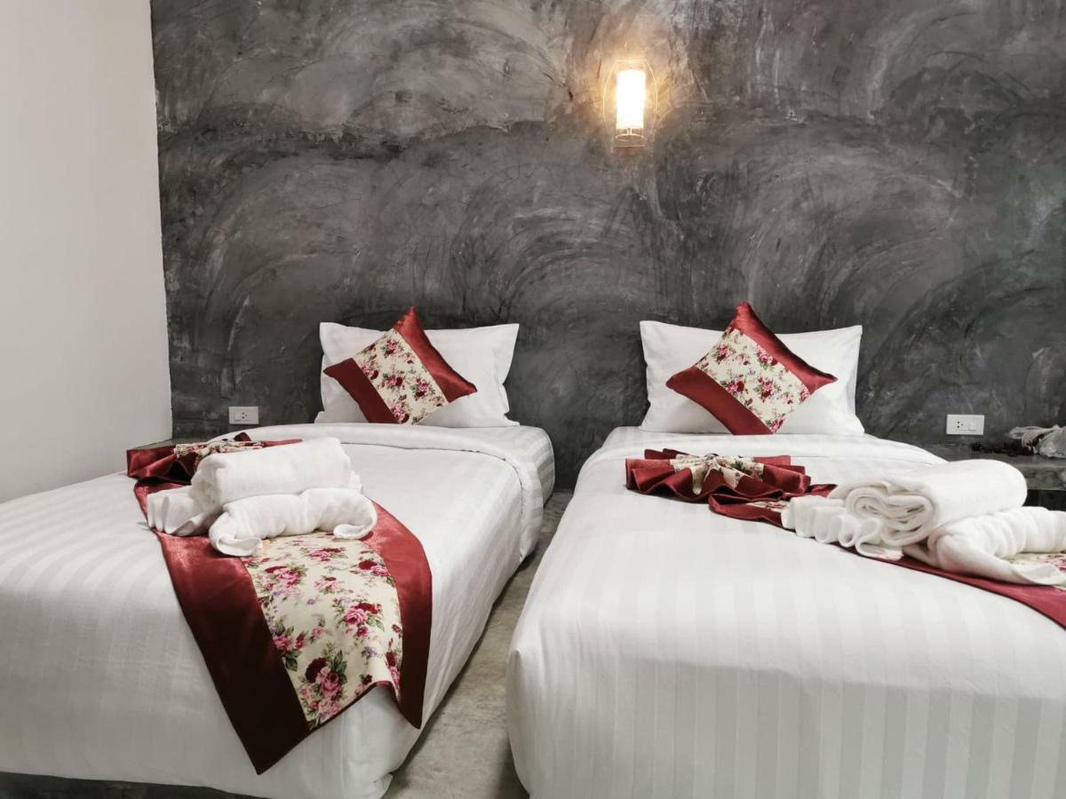 Laila​ Place Otel Ko Lanta Dış mekan fotoğraf